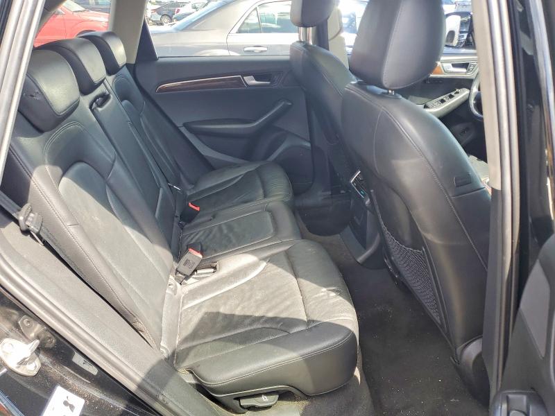 51305366 :رقم المزاد ، WA1LKAFP5AA100070 vin ، 2010 Audi Q5 مزاد بيع