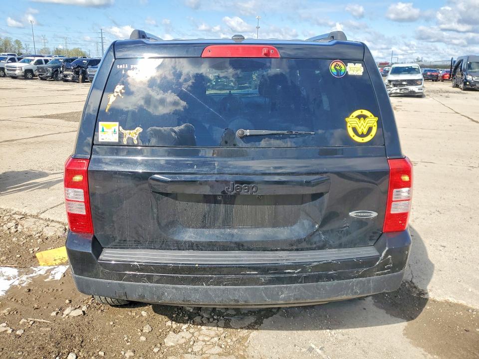 51632326 :رقم المزاد ، 1C4NJPBA3ED870732 vin ، 2014 Jeep Patriot مزاد بيع