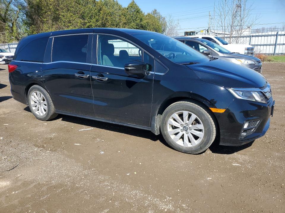 Продаж на аукціоні авто 2018 Honda Odyssey, vin: 5FNRL6H42JB508966, номер лоту: 50647566