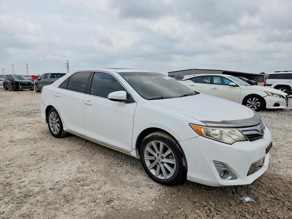 51807496 :رقم المزاد ، 4T4BF1FK4CR217877 vin ، 2012 Toyota Camry مزاد بيع