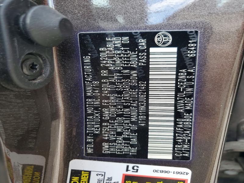 50923896 :رقم المزاد ، 4T1B11HK3JU621482 vin ، 2018 Toyota Camry مزاد بيع