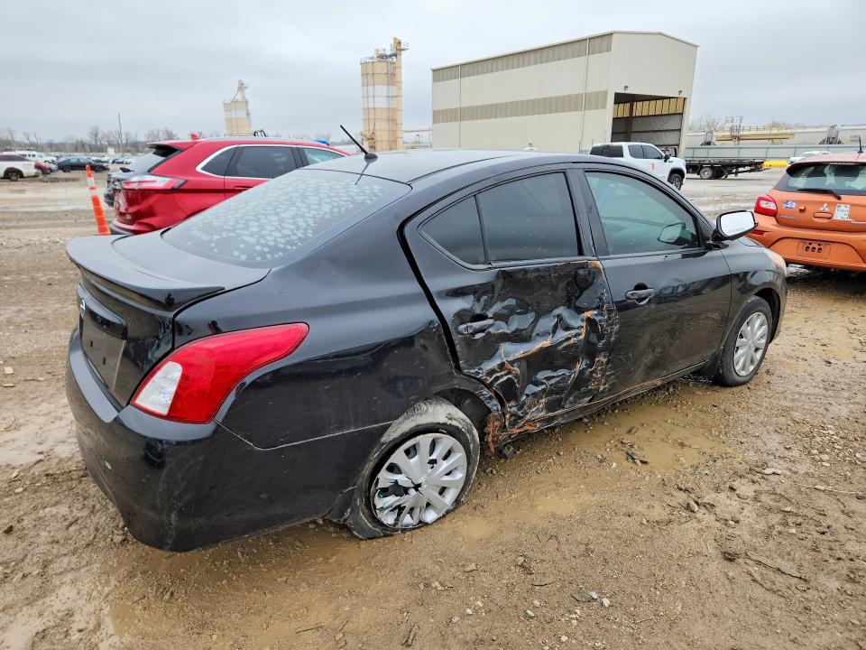 2017 Nissan Versa მანქანა იყიდება აუქციონზე, vin: 3N1CN7AP2HL863211, აუქციონის ნომერი: 47158996