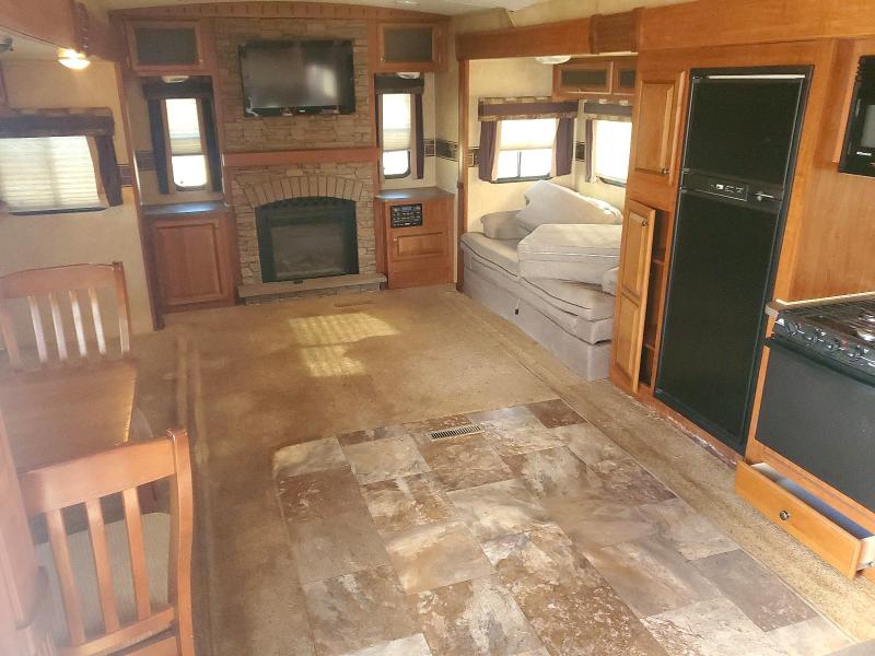 Продаж на аукціоні авто 2012 Jayco Eagle 350fs, vin: 1UJBJ0BS3C1DS0063, номер лоту: 48825926