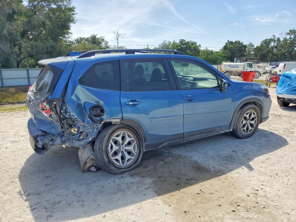 2021 Subaru Forester მანქანა იყიდება აუქციონზე, vin: JF2SKAJC8MH403587, აუქციონის ნომერი: 50451716