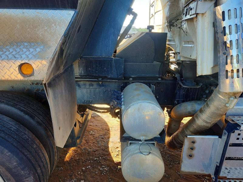 2026 Volvo Vhd მანქანა იყიდება აუქციონზე, vin: 4V5KG9EJ2TN692747, აუქციონის ნომერი: 48632776
