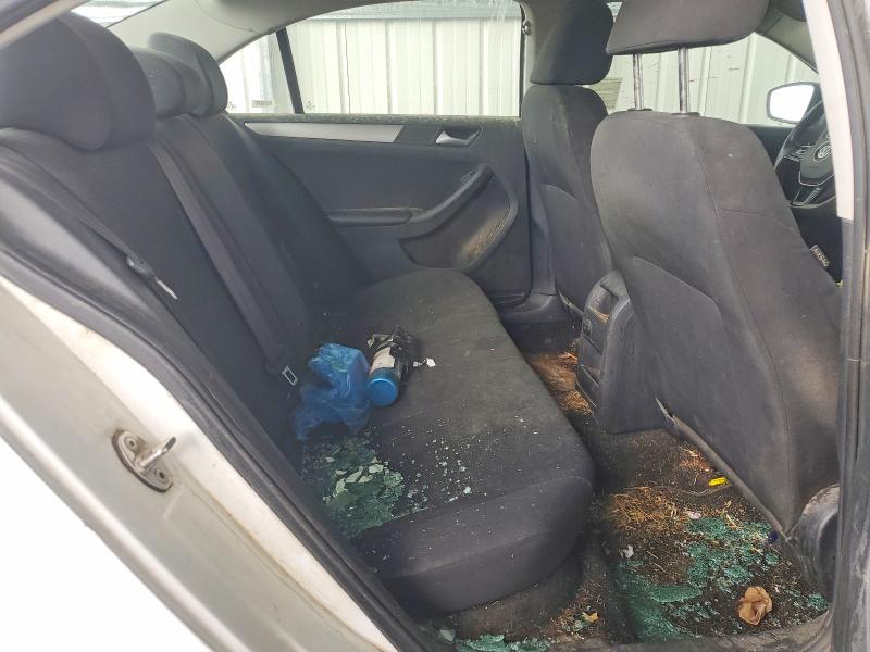 50680376 :رقم المزاد ، 3VWD67AJ6GM360202 vin ، 2016 Volkswagen Jetta مزاد بيع