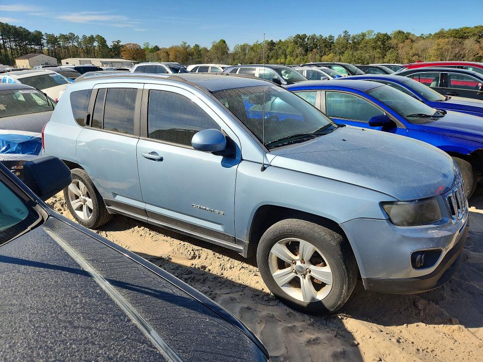 Продаж на аукціоні авто 2014 Jeep Compass, vin: 1C4NJDEB7ED528865, номер лоту: 49231896