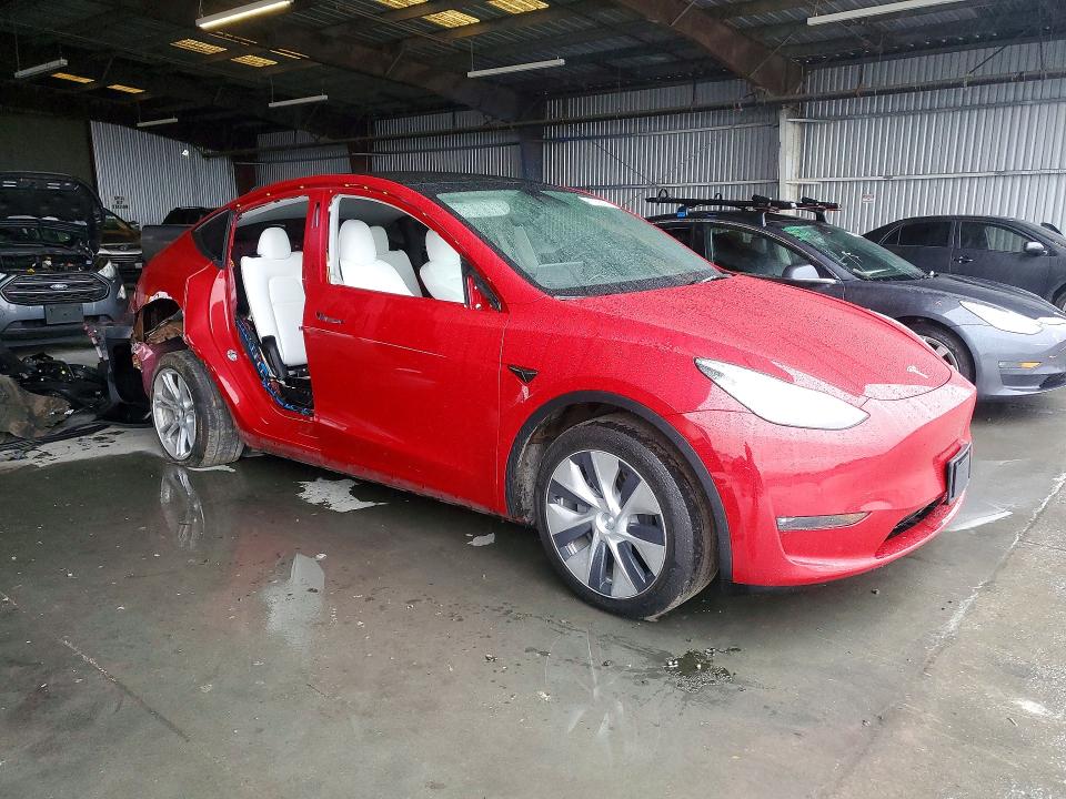 Продажа на аукционе авто 2022 Tesla Model Y, vin: 7SAYGDEE3NF497941, номер лота: 49135816