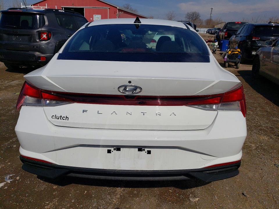 Продажа на аукционе авто 2022 Hyundai Elantra Preferred 4d, vin: KMHLM4AG0NU229178, номер лота: 48874196