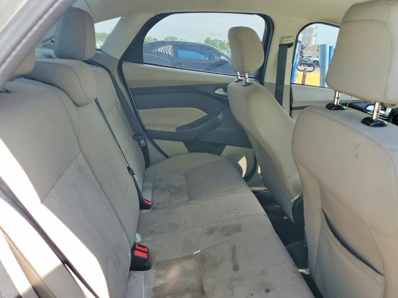 51274496 :رقم المزاد ، 1FADP3F25JL272301 vin ، 2018 Ford Focus مزاد بيع