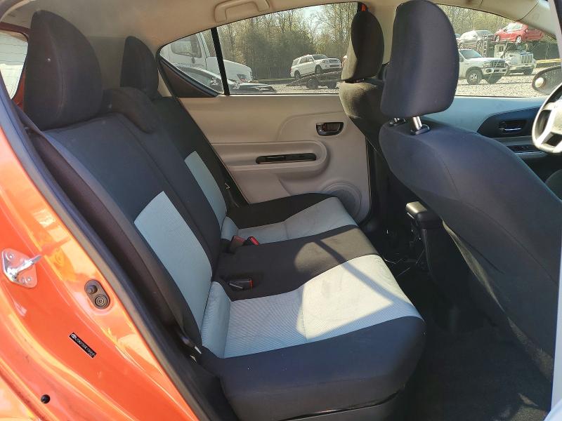 49096186 :رقم المزاد ، JTDKDTB34E1084685 vin ، 2014 Toyota Prius C مزاد بيع