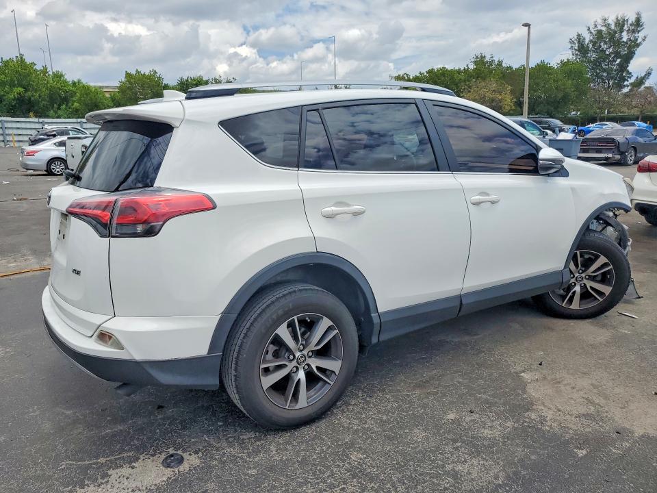 Продажа на аукционе авто 2018 Toyota Rav4, vin: JTMWFREVXJJ170069, номер лота: 51787646