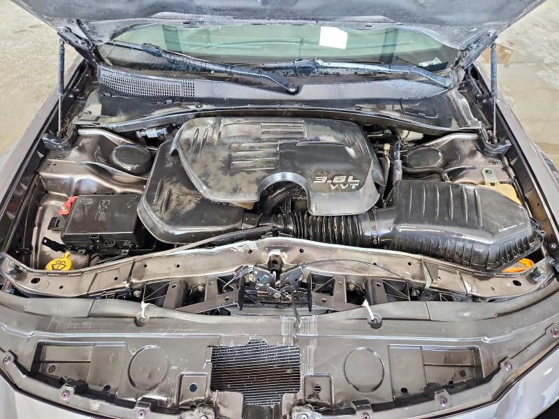 51656116 :رقم المزاد ، 2C3CCABG2JH214445 vin ، 2018 Chrysler 300 مزاد بيع