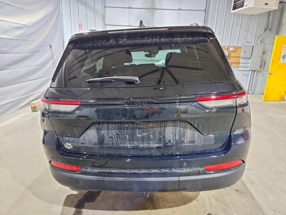Продаж на аукціоні авто 2025 Jeep Grand Cherokee, vin: 1C4RJHAG8SC276569, номер лоту: 49048076