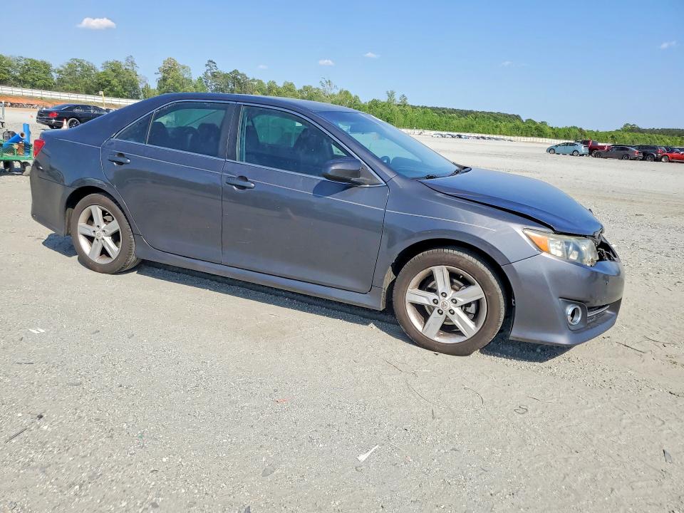 50992376 :رقم المزاد ، 4T1BF1FK3CU032035 vin ، 2012 Toyota Camry مزاد بيع