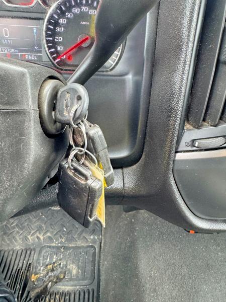 49058696 :رقم المزاد ، 2GCVKPEC1K1197103 vin ، 2019 Chevrolet Silverado Ld مزاد بيع