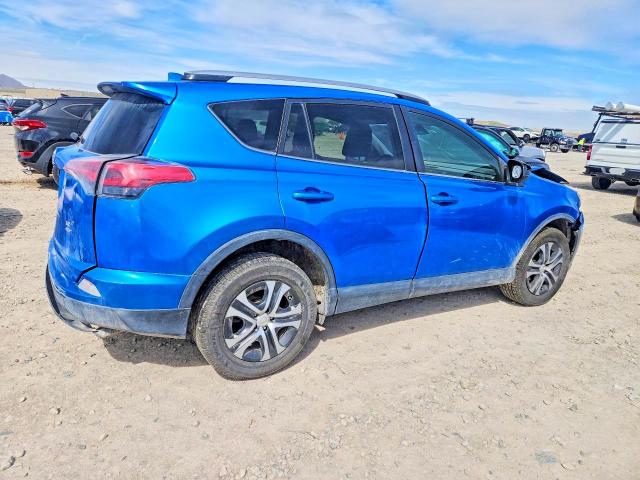Продажа на аукционе авто 2017 Toyota Rav4, vin: JTMBFREVXHD209220, номер лота: 46954186