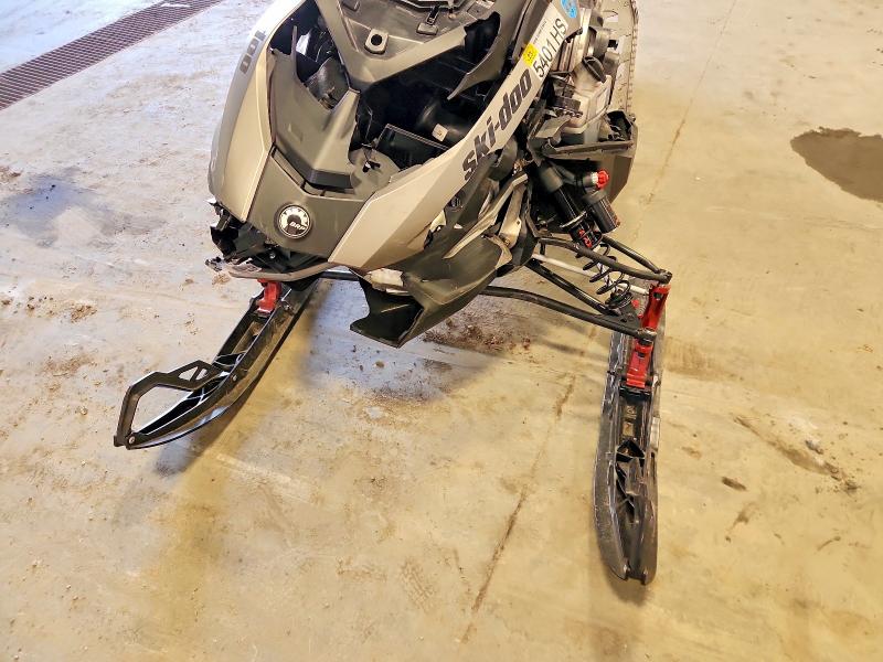 50152156 :رقم المزاد ، 2BPSMVPE7PV000094 vin ، 2023 Ski Mxz800 مزاد بيع