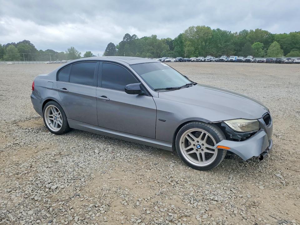 49102656 :رقم المزاد ، WBAPH7C52BE675813 vin ، 2011 Bmw 328 مزاد بيع