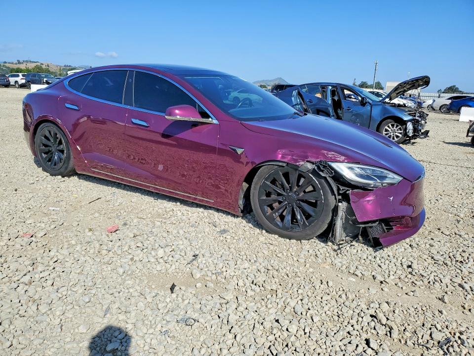 51511506 :رقم المزاد ، 5YJSA1E26HF183777 vin ، 2017 Tesla Model S مزاد بيع