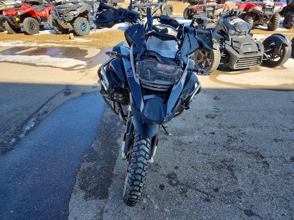 Продажа на аукционе авто 2018 Bmw R1200, vin: WB10A1206JZ899800, номер лота: 41772936