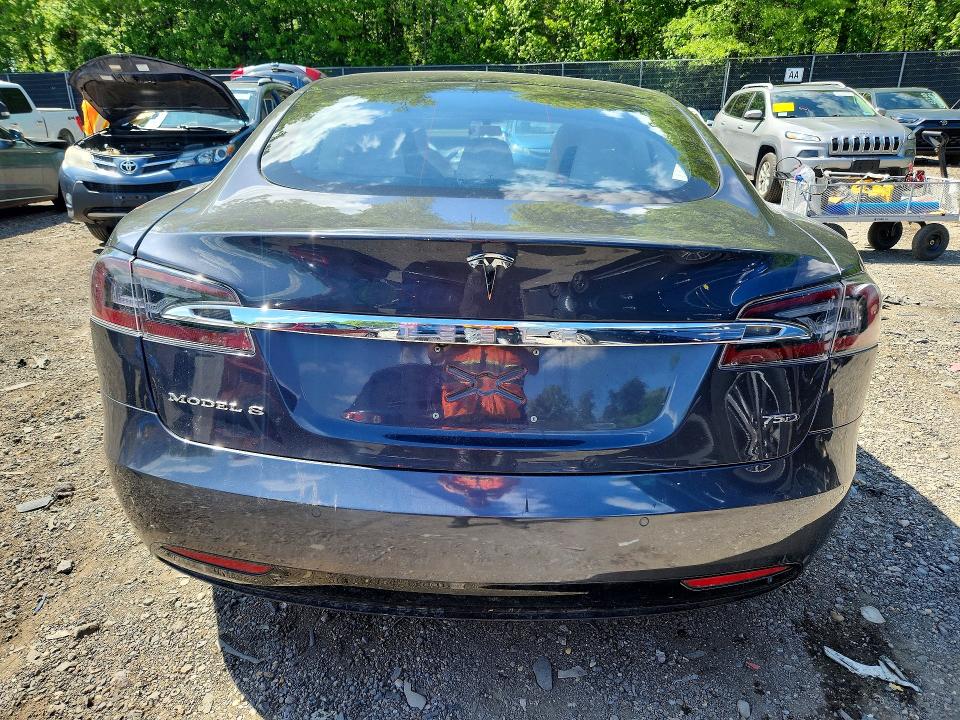 2018 Tesla Model S მანქანა იყიდება აუქციონზე, vin: 5YJSA1E26JF286333, აუქციონის ნომერი: 51504616