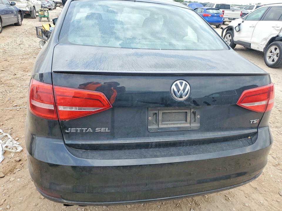 2015 Volkswagen Jetta მანქანა იყიდება აუქციონზე, vin: 3VWL17AJ7FM323023, აუქციონის ნომერი: 50343616