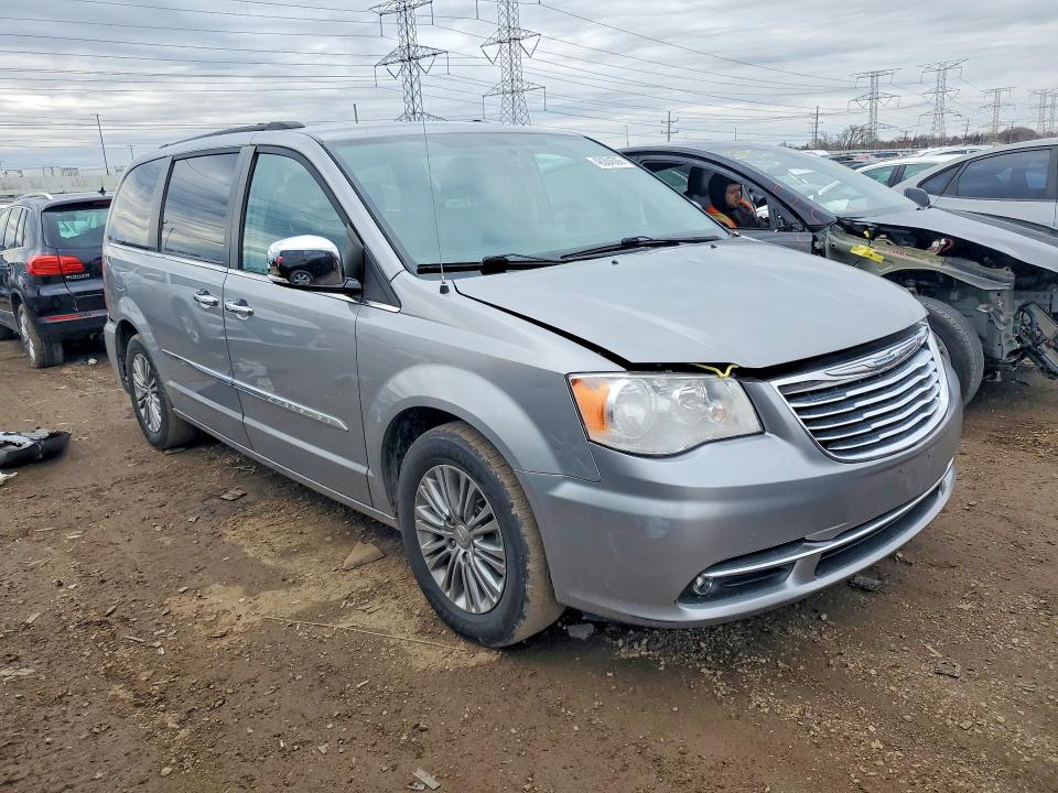 48304506 :رقم المزاد ، 2C4RC1CG4GR190432 vin ، 2016 Chrysler Town & Country مزاد بيع