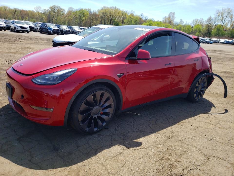 51381756 :رقم المزاد ، 7SAYGDEF0NF309773 vin ، 2022 Tesla Model Y مزاد بيع