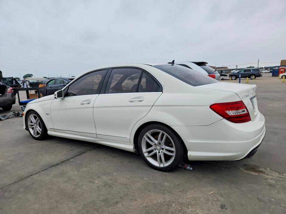 Продаж на аукціоні авто 2012 Mercedes-benz C, vin: WDDGF4HB8CR203010, номер лоту: 51593946