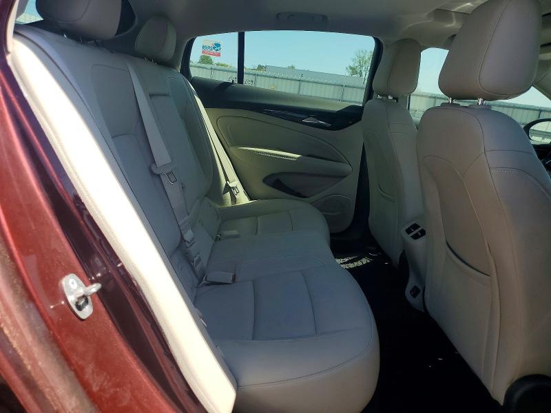 47023476 :رقم المزاد ، W04GP6SXXJ1090366 vin ، 2018 Buick Regal مزاد بيع