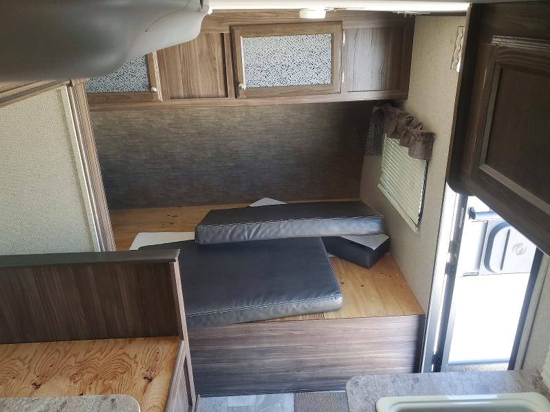 51666556 :رقم المزاد ، 5ZT2CXHC5JL003174 vin ، 2018 Foresriver Coachmen Apex مزاد بيع
