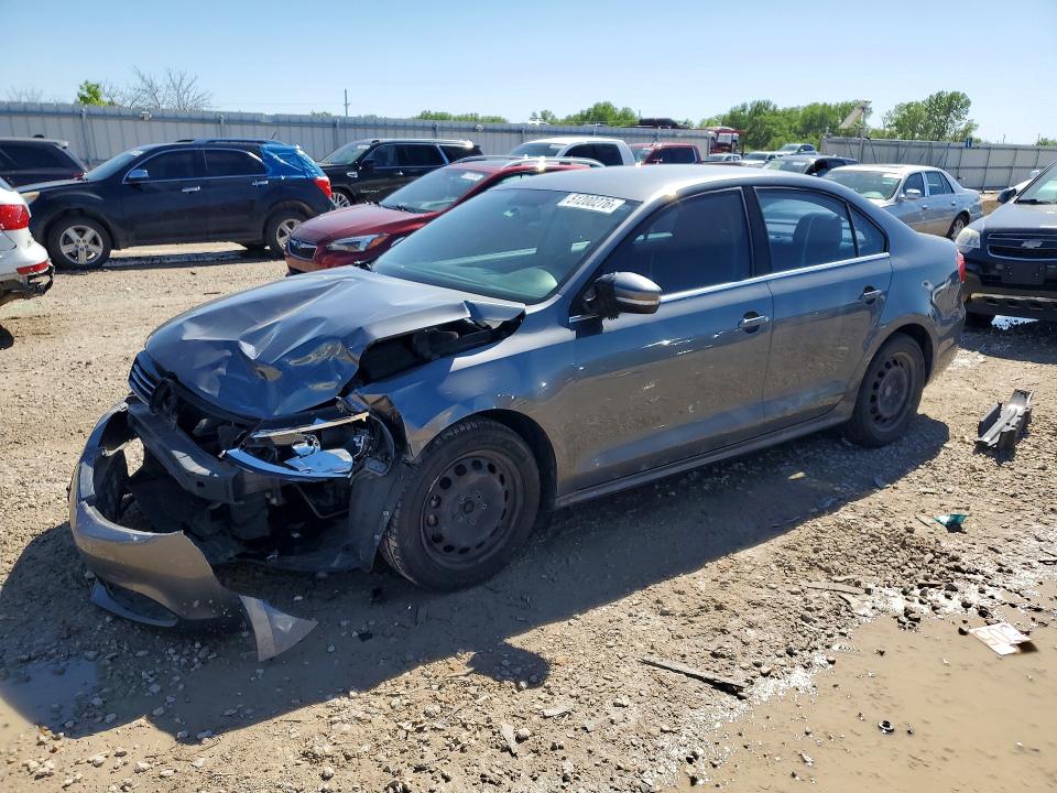 2013 Volkswagen Jetta მანქანა იყიდება აუქციონზე, vin: 3VWDP7AJ2DM393335, აუქციონის ნომერი: 51200276