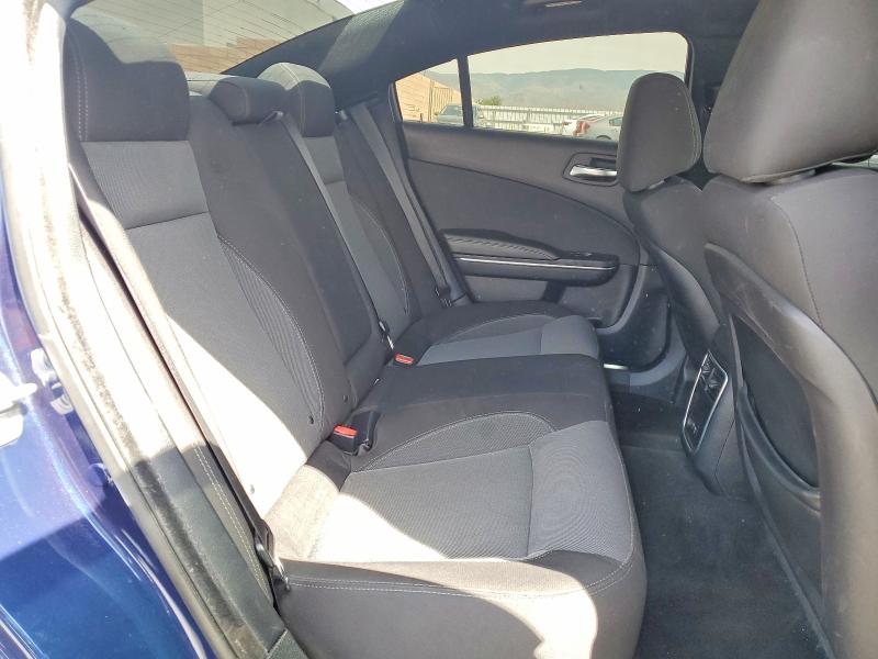 50331036 :رقم المزاد ، 2C3CDXBG0FH847419 vin ، 2015 Dodge Charger مزاد بيع