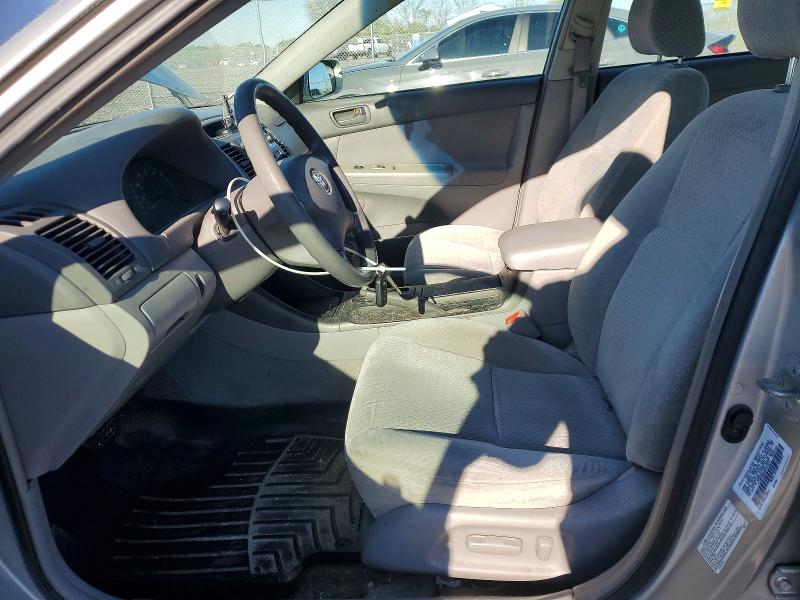 50490846 :رقم المزاد ، 4T1BE32K33U737213 vin ، 2003 Toyota Camry مزاد بيع
