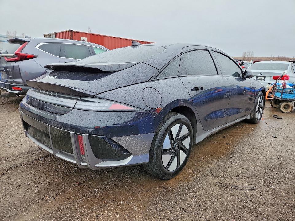 2025 Hyundai Ioniq 6 მანქანა იყიდება აუქციონზე, vin: KMHM34AA2SA091742, აუქციონის ნომერი: 49650016