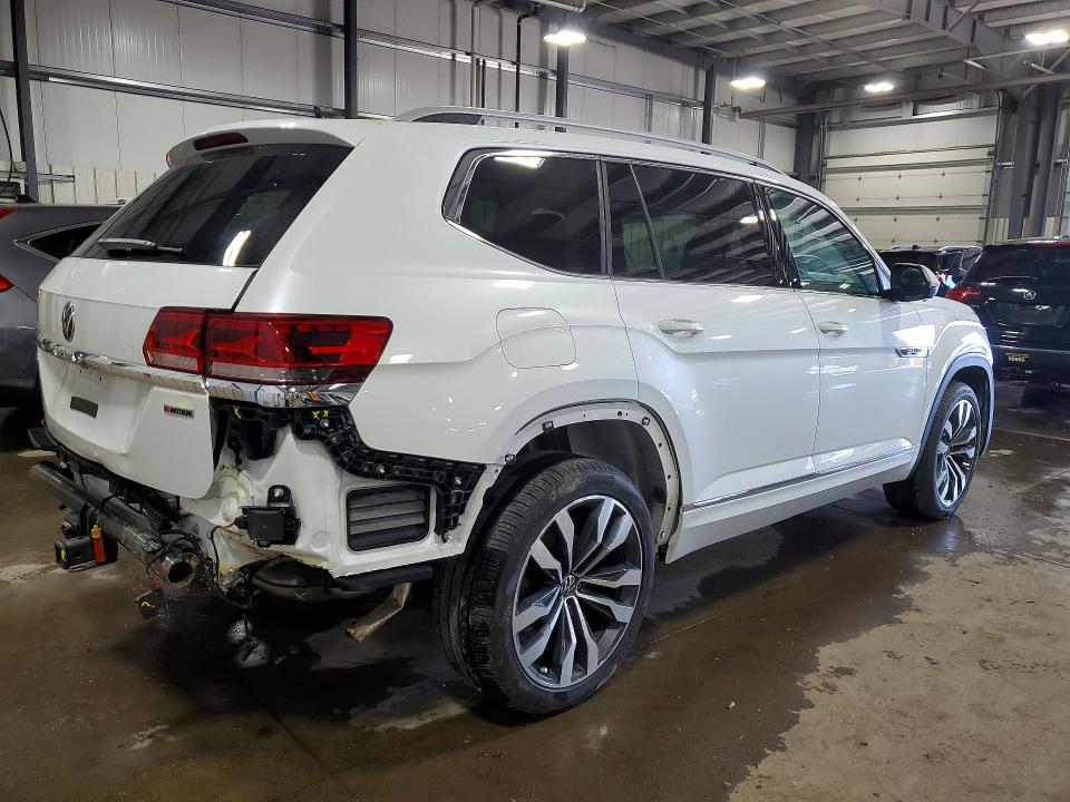 50929586 :رقم المزاد ، 1V2FR2CA0NC562274 vin ، 2022 Volkswagen Atlas مزاد بيع