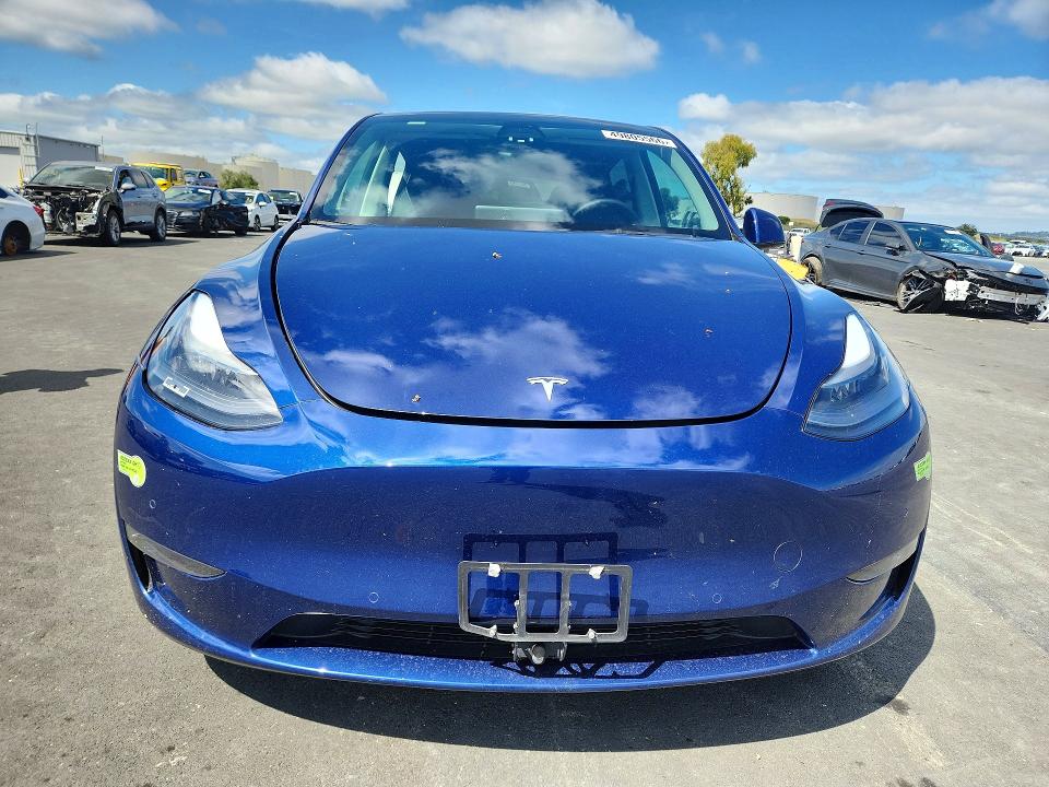 2022 Tesla Model Y მანქანა იყიდება აუქციონზე, vin: 7SAYGDEFXNF437700, აუქციონის ნომერი: 49805566