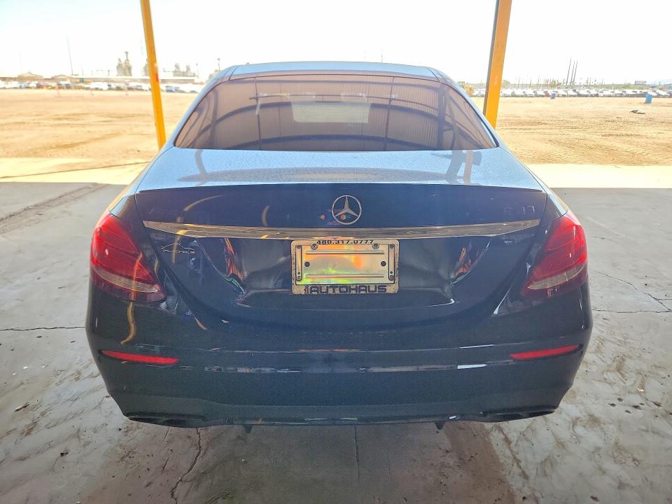 47698916 :رقم المزاد ، WDDZF6EB3HA191766 vin ، 2017 Mercedes-benz E مزاد بيع