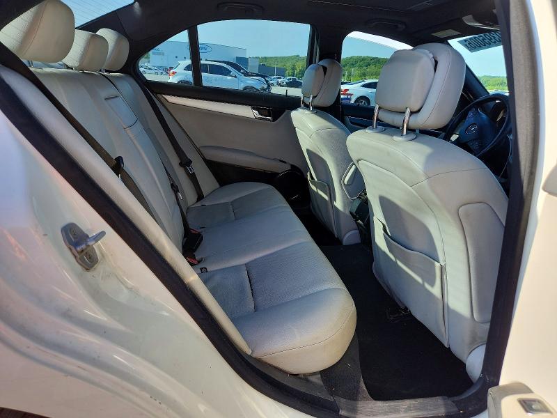 Продажа на аукционе авто 2011 Mercedes-benz C, vin: WDDGF5EB4BA413823, номер лота: 50395006