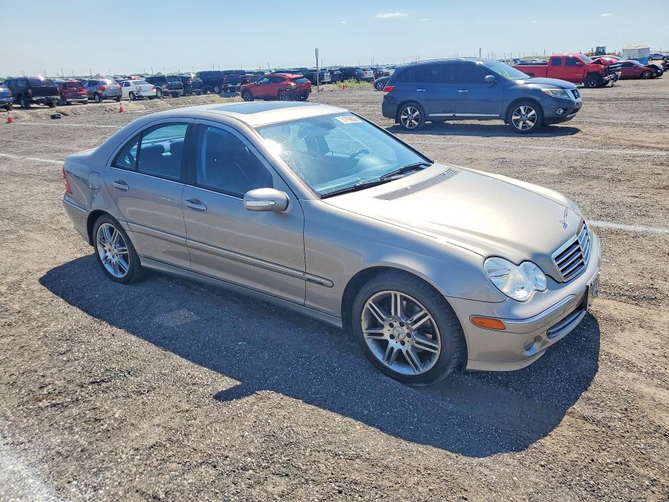 51759866 :رقم المزاد ، WDBRF54H97F899885 vin ، 2007 Mercedes-benz C مزاد بيع