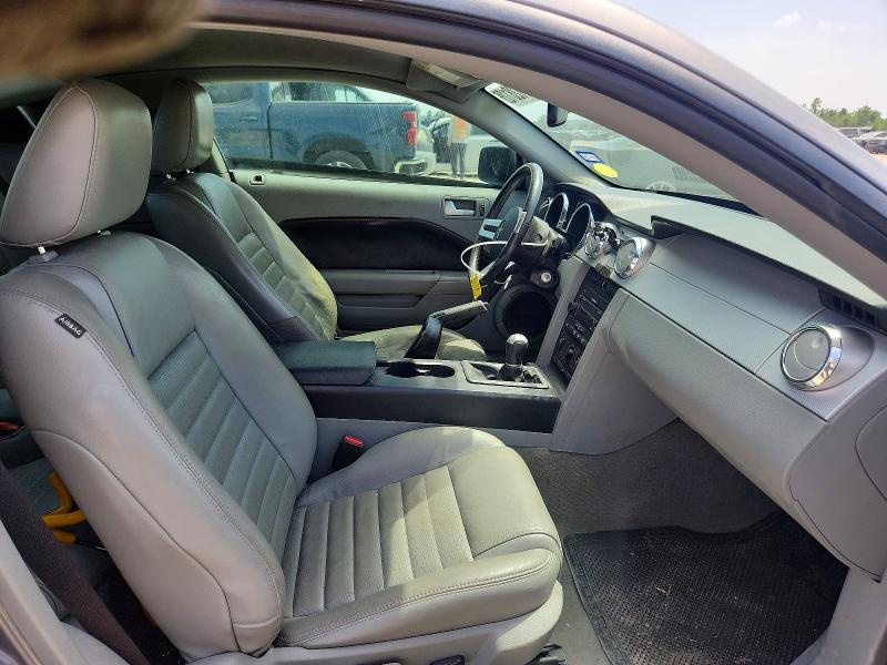 51128126 :رقم المزاد ، 1ZVHT82H675258898 vin ، 2007 Ford Mustang مزاد بيع