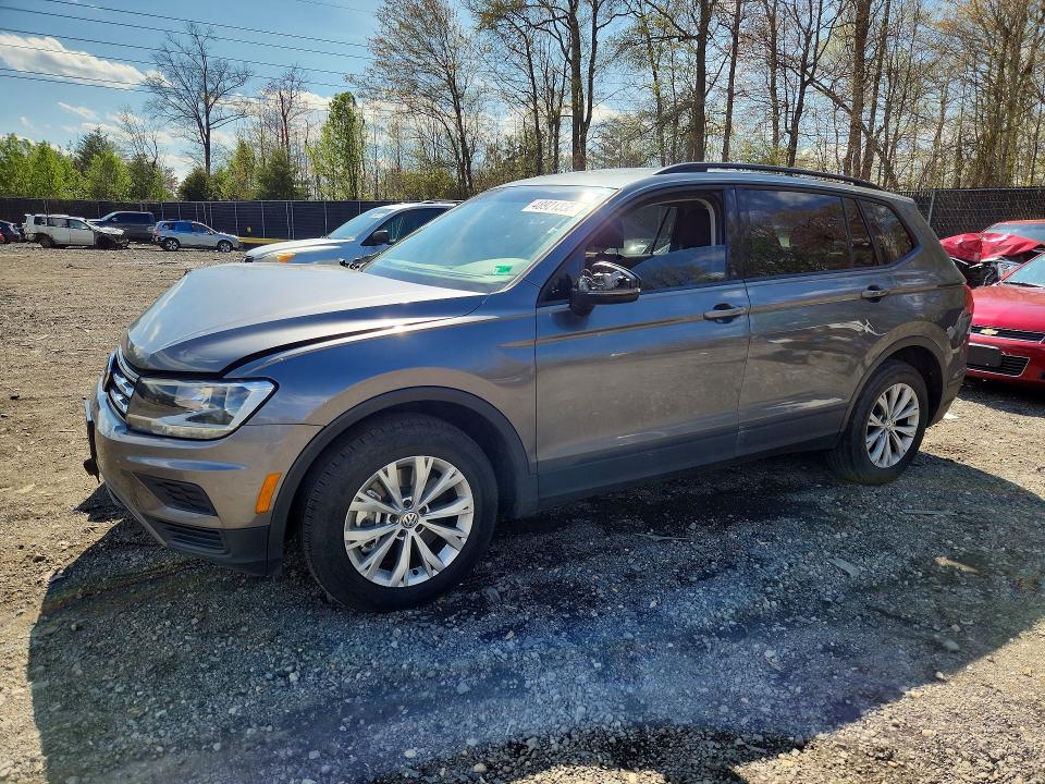 2018 Volkswagen Tiguan მანქანა იყიდება აუქციონზე, vin: 3VV0B7AX4JM094995, აუქციონის ნომერი: 48921356
