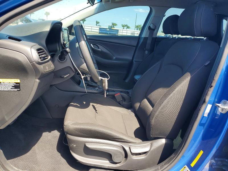 2018 Hyundai Elantra Gt მანქანა იყიდება აუქციონზე, vin: KMHH35LE6JU014053, აუქციონის ნომერი: 50705016