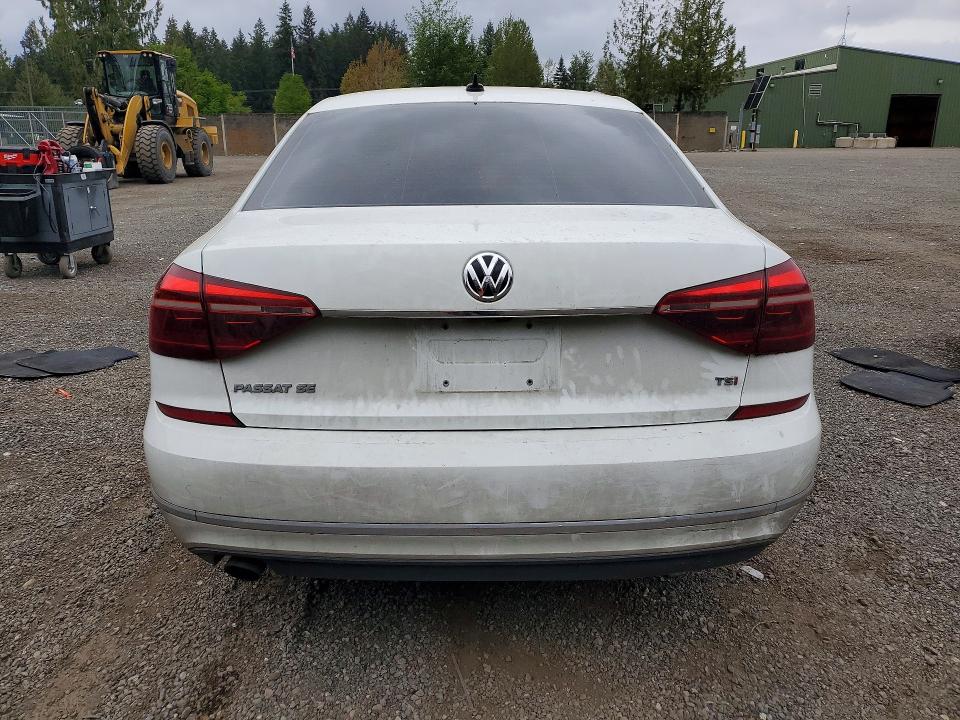2018 Volkswagen Passat მანქანა იყიდება აუქციონზე, vin: 1VWBA7A39JC004598, აუქციონის ნომერი: 51022986