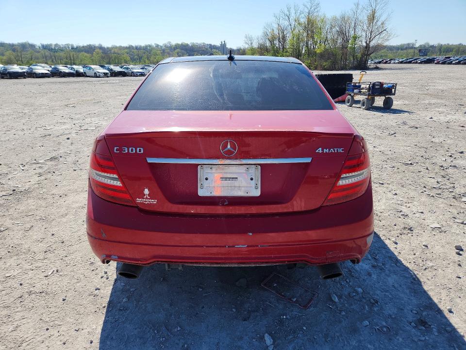 Продажа на аукционе авто 2013 Mercedes-benz C, vin: WDDGF8AB0DA885124, номер лота: 48774806