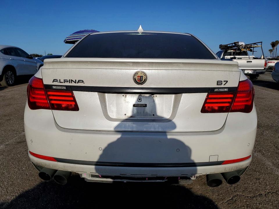 Продажа на аукционе авто 2015 Bmw Alpina B7, vin: WBAYE8C55FD136598, номер лота: 50558176