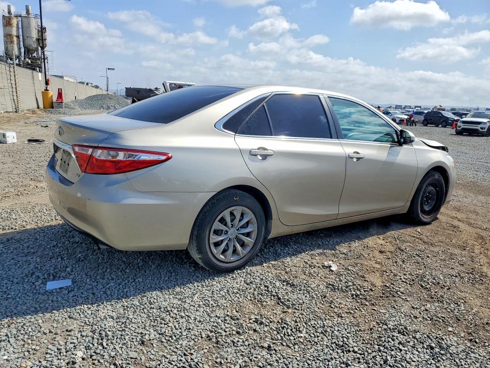 Продаж на аукціоні авто 2015 Toyota Camry, vin: 4T1BF1FK8FU105095, номер лоту: 52032356