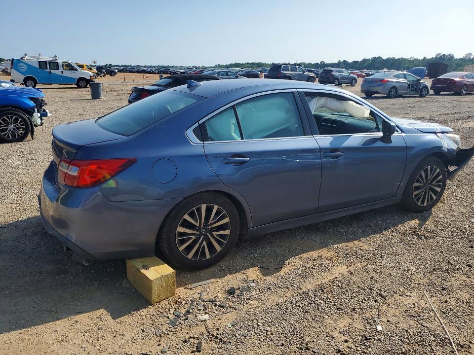 51291316 :رقم المزاد ، 4S3BNAC67J3013845 vin ، 2018 Subaru Legacy مزاد بيع