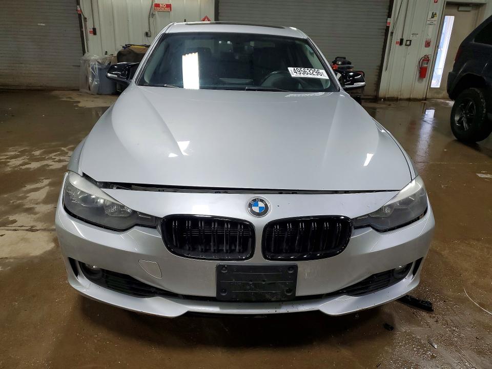 49563296 :رقم المزاد ، WBA3B3C54DF536854 vin ، 2013 Bmw 328 مزاد بيع